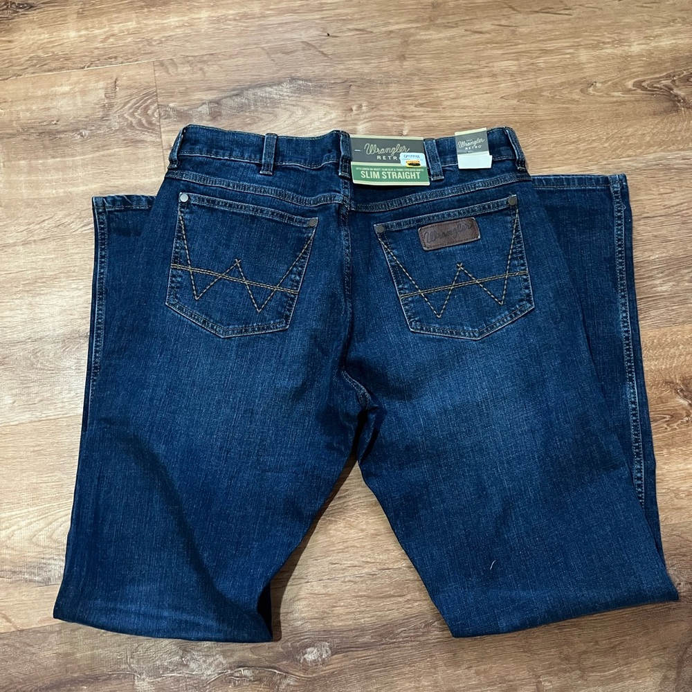 Wrangler Retro Slim Straight Sz 33x34 NWT